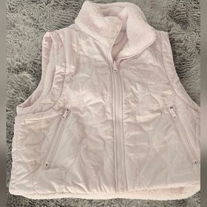 Forever 21 Light Pink Quilted Sherpa Vest Medium